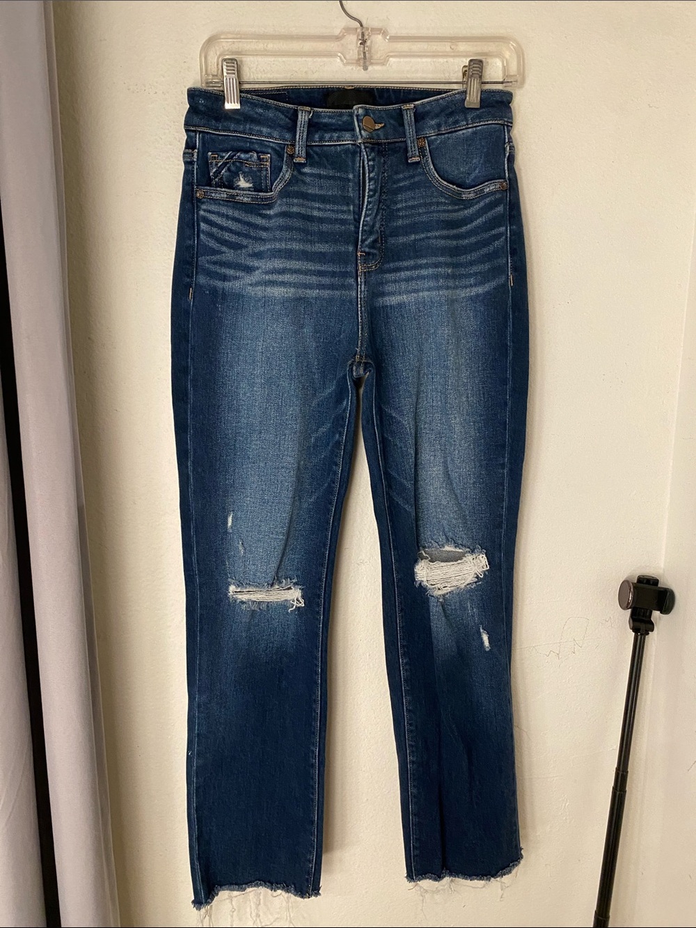 BuckleblackBlue Straight-Leg Distressed Jeans